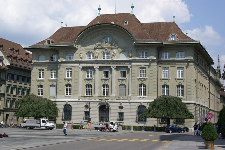 ما هو SNB البنك الوطني السويسري؟